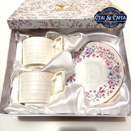  Set cănițe de porțelan cu farfurioare, floricele și embos, 2+2, cutie alba - pentru ceai si cafea